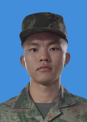 大健康学院光荣入伍学子王劼